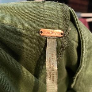 Free People -Women’s skirt- Size(Medium)